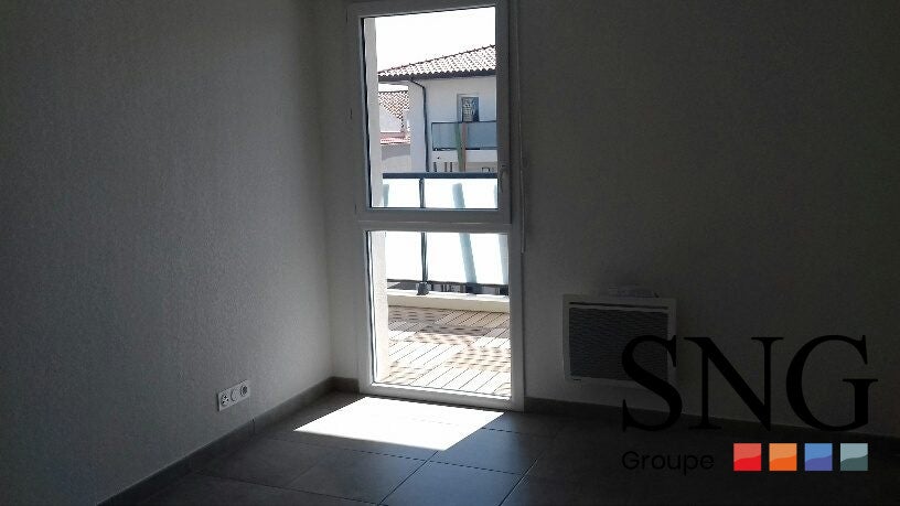 Flat Rue du Colonel Arnaud Beltrame in Elne