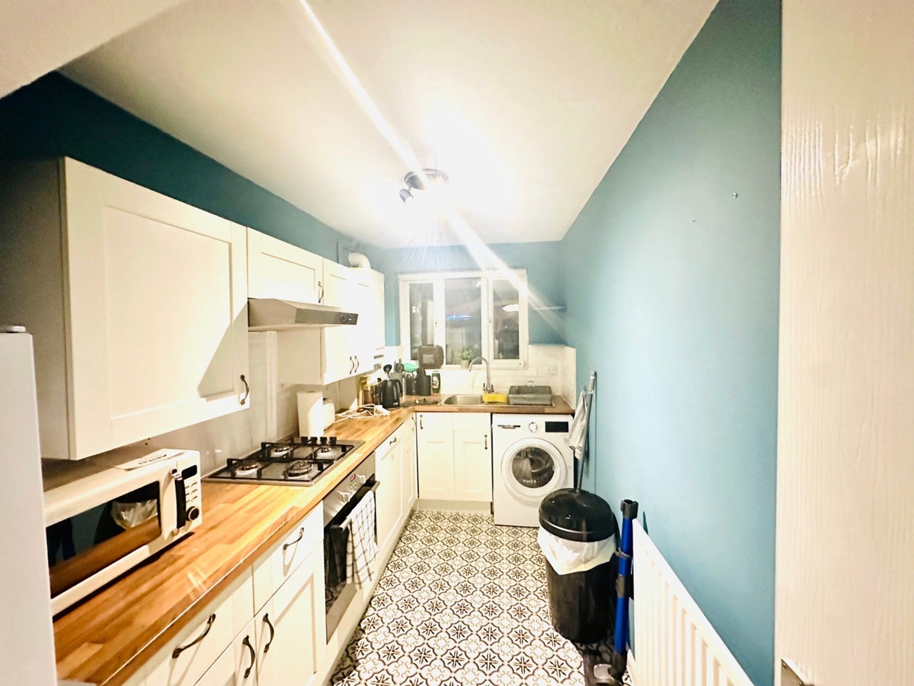 Room Ashbourne Road in Mackworth
