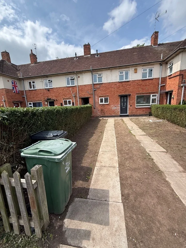 House Manor Drive in Charnwood