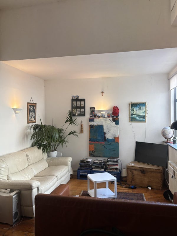 Room Somerford Grove in Greater London