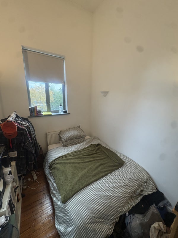 Room Somerford Grove in Greater London