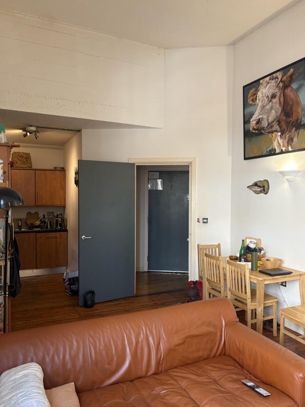 Room Somerford Grove in Greater London