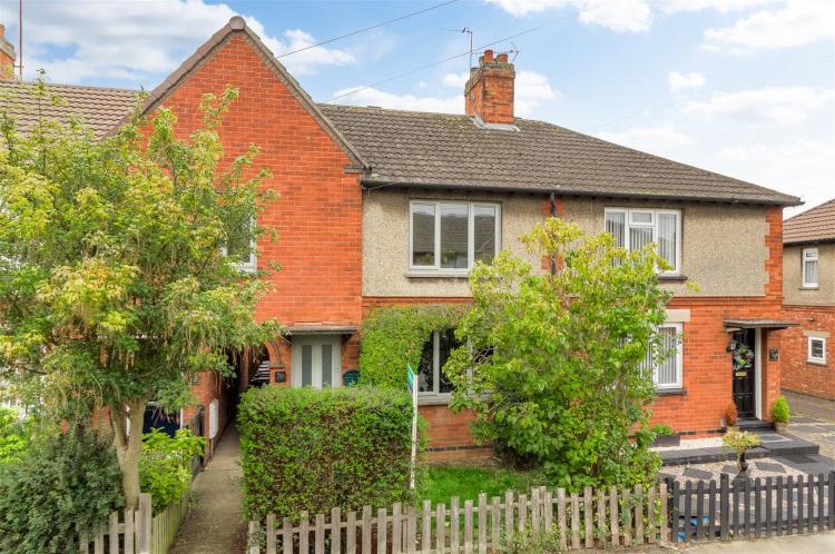 House Eastfield Crescent in Finedon