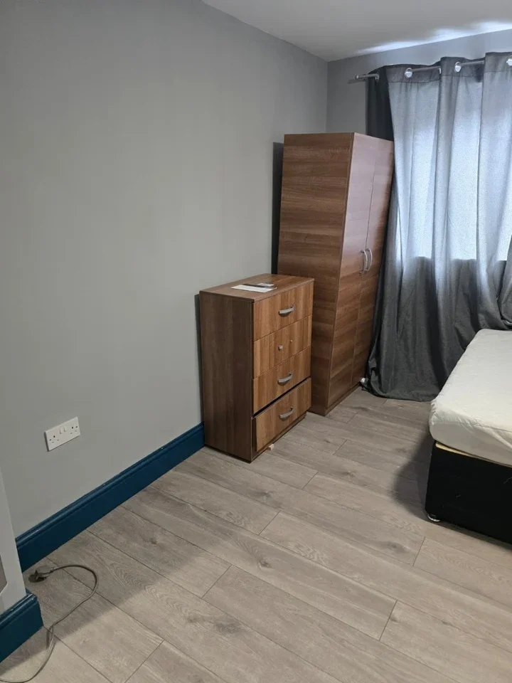Room Keel Drive in Slough