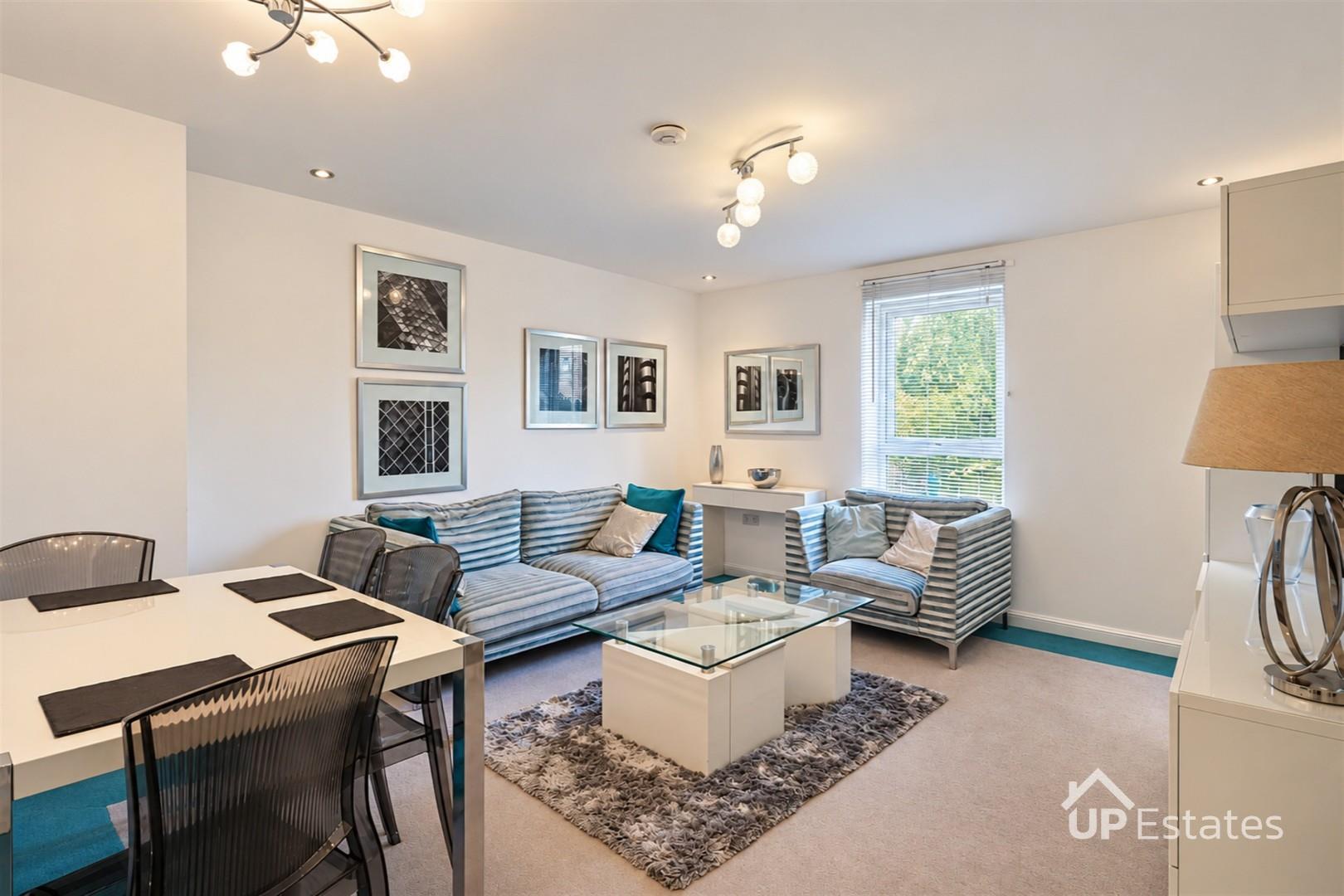 Flat Foleshill Road in Coventry