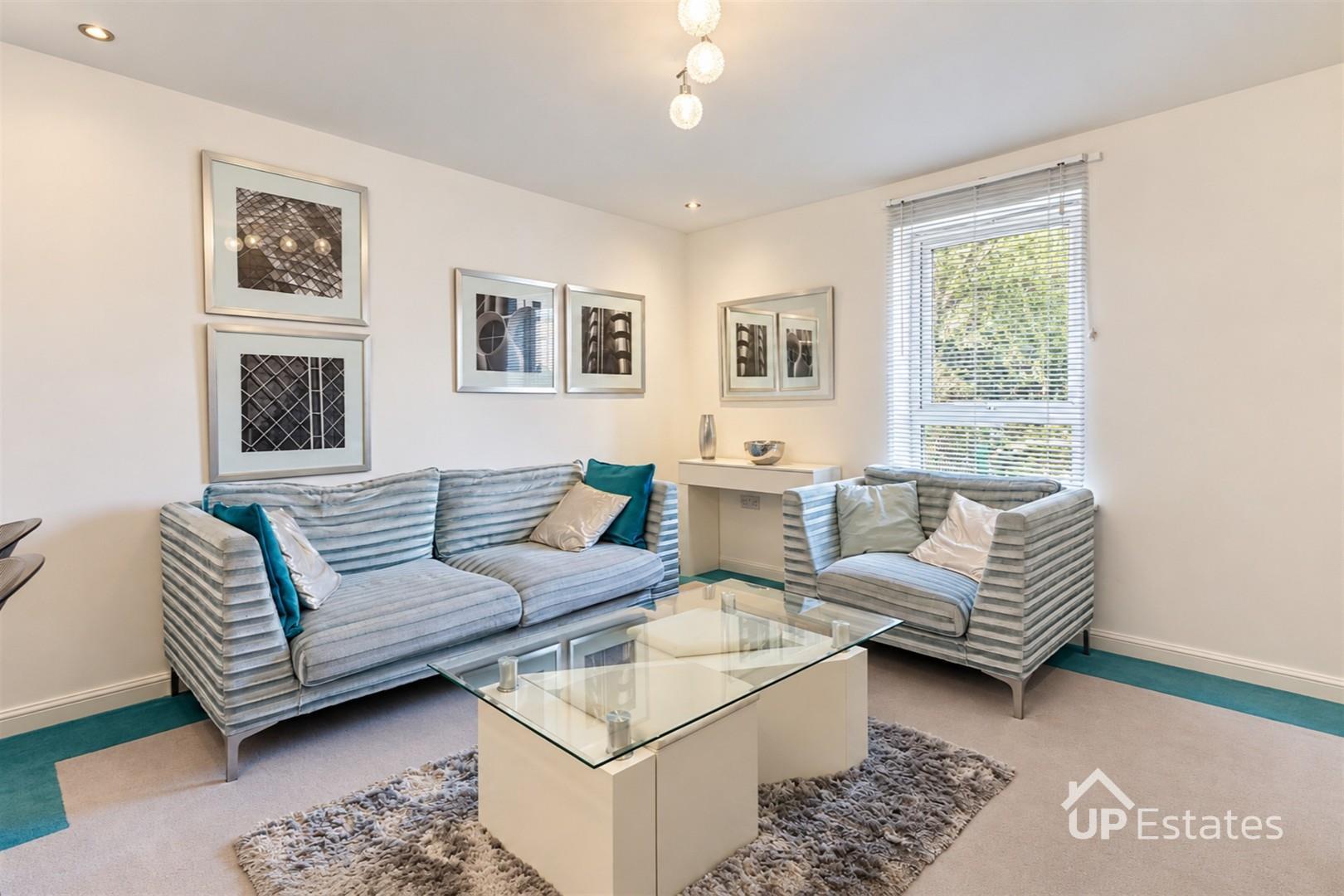 Flat Foleshill Road in Coventry