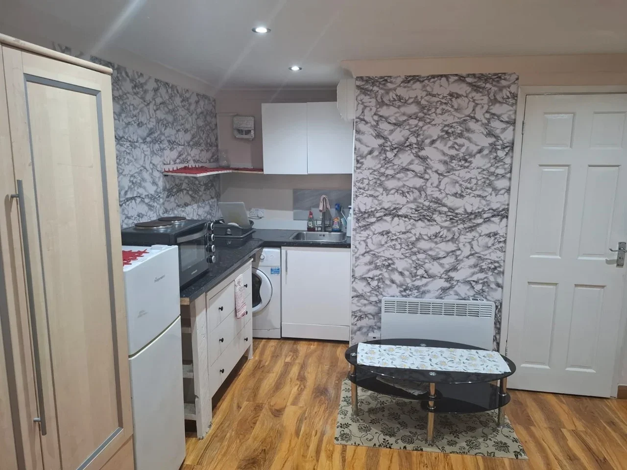 Flat Villiers Road in Slough