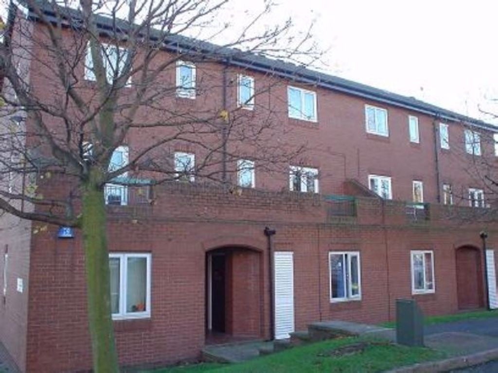 Flat Leicester Place in Leeds