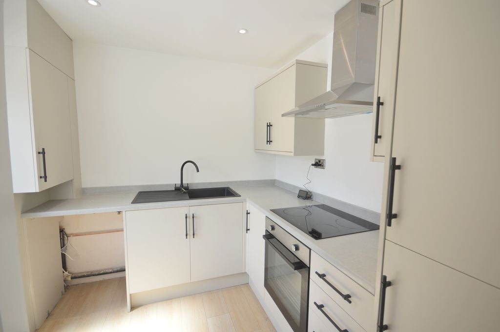 House Seaford Close in Runcorn