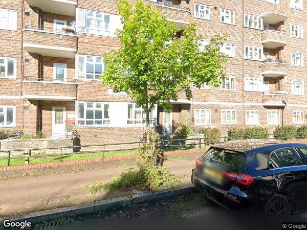 Flat Stanway Street in Greater London