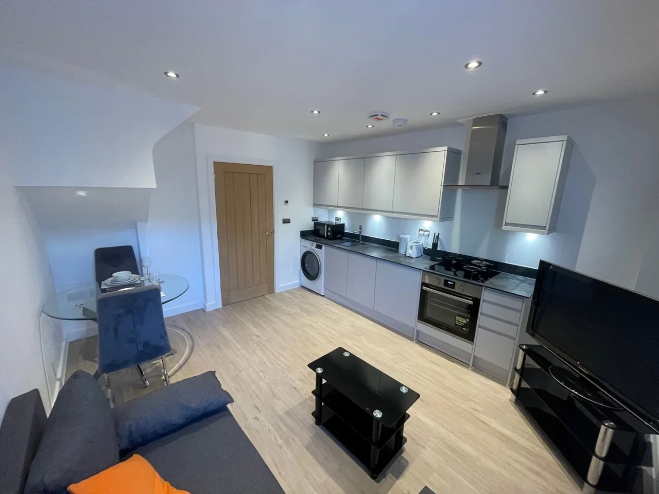 Flat Bellfield Road in High Wycombe