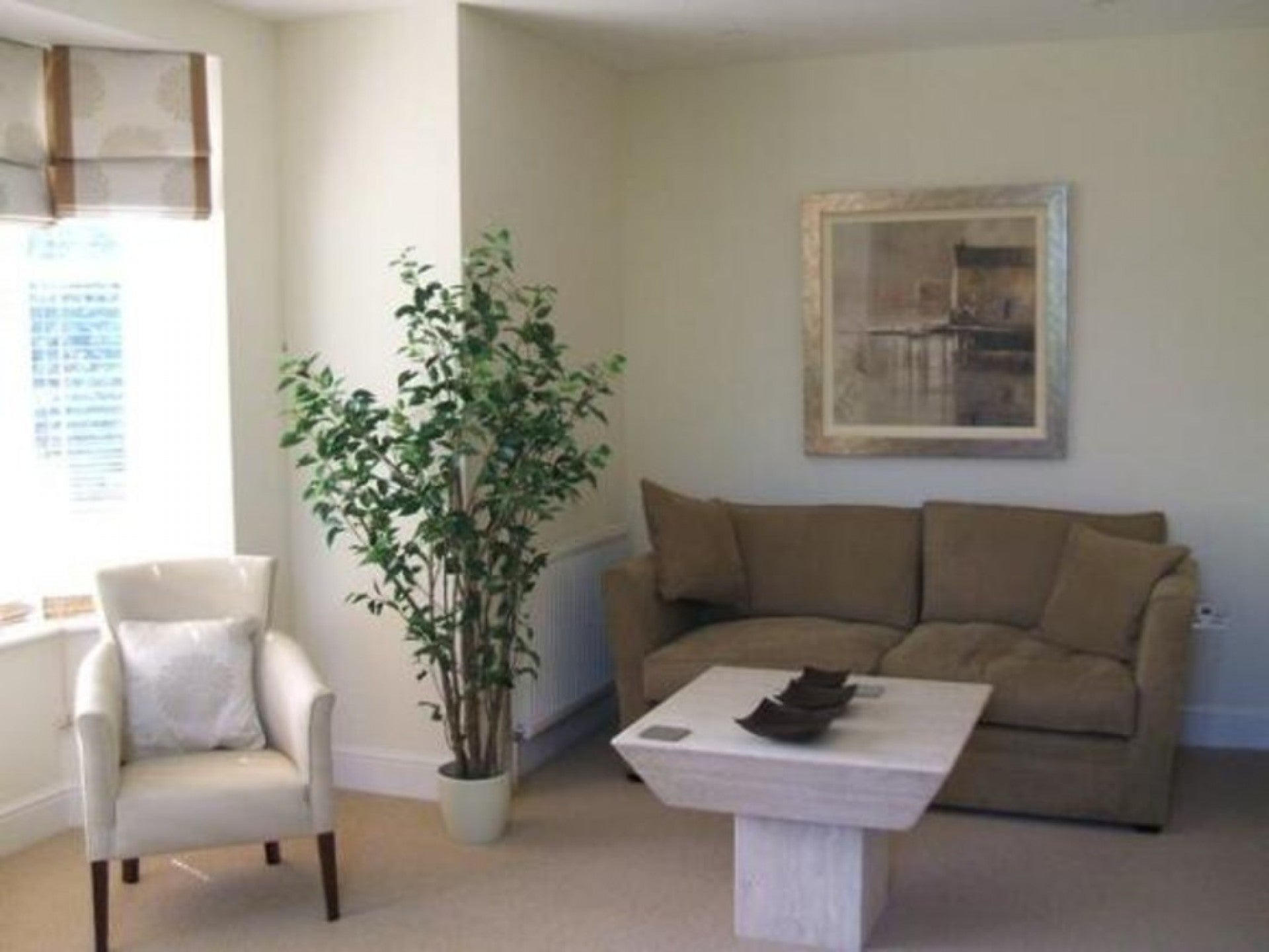 Flat Egham Hill in Borough of Runnymede