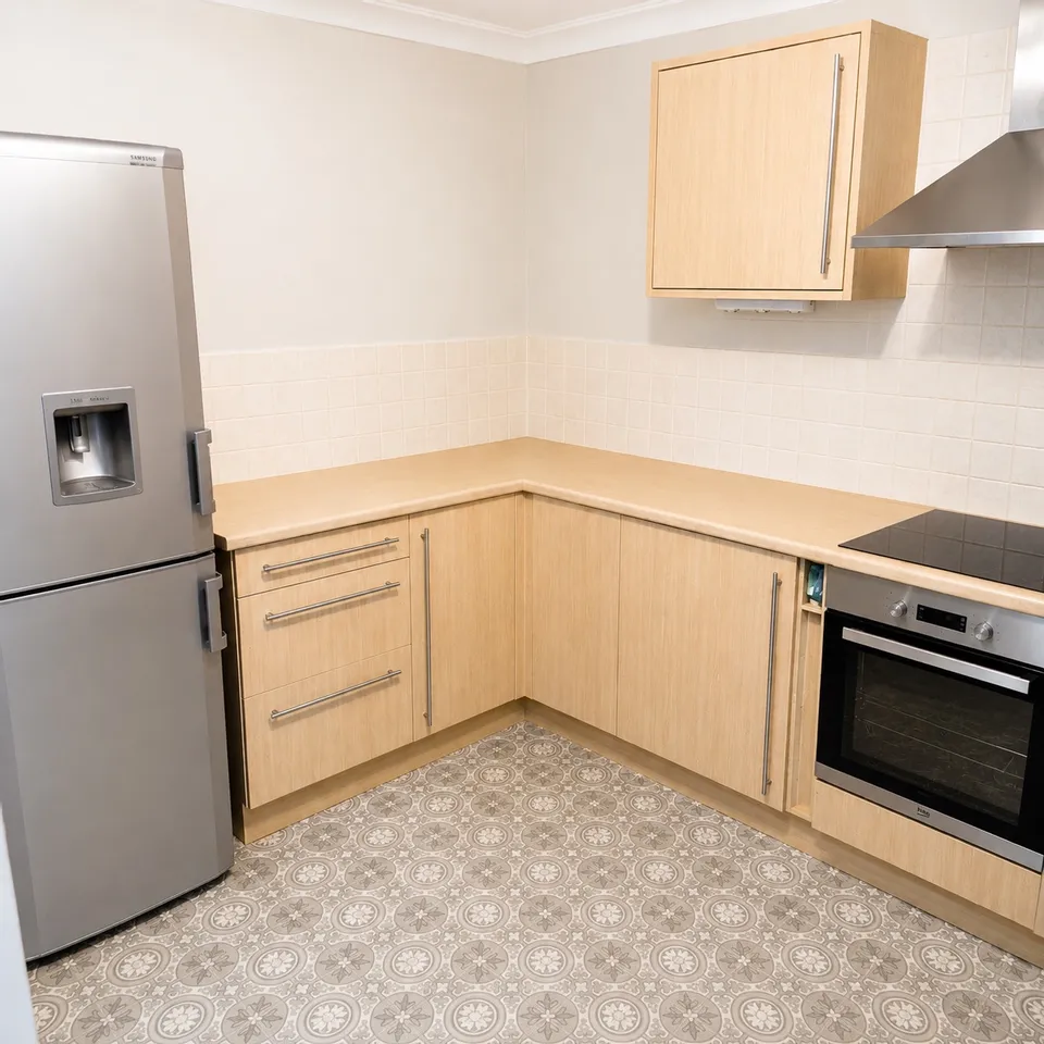 Flat Birch Meadow Close in Warwick