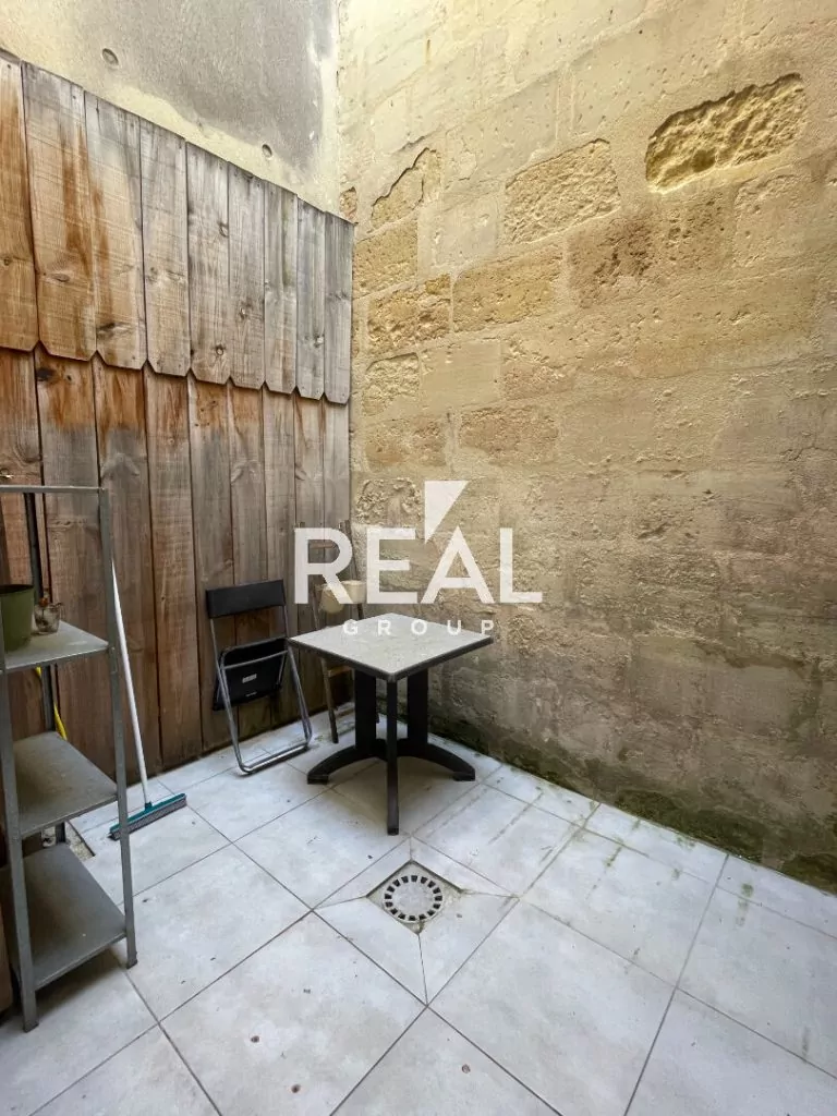 Appartement Rue du Jardin Public à Bordeaux