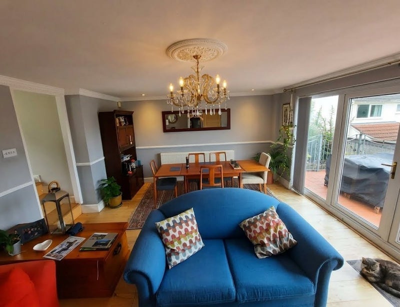 Room Highridge Road in Bristol