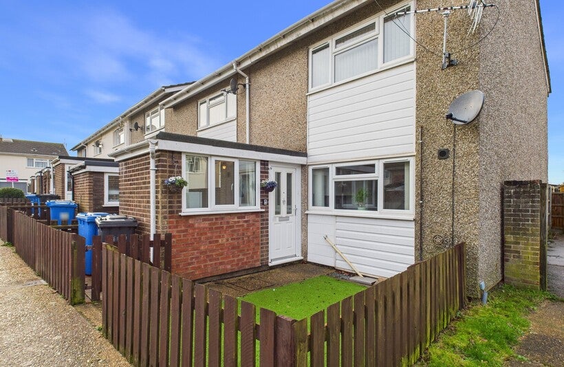 House Knowland Grove in Norwich
