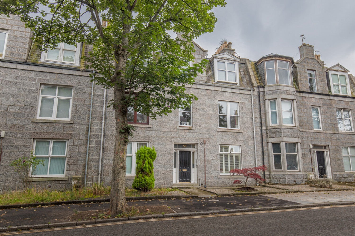 Flat Union Grove in Aberdeen City