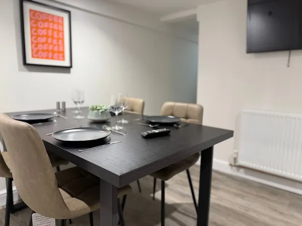 Flat Douglas Road in Maidstone