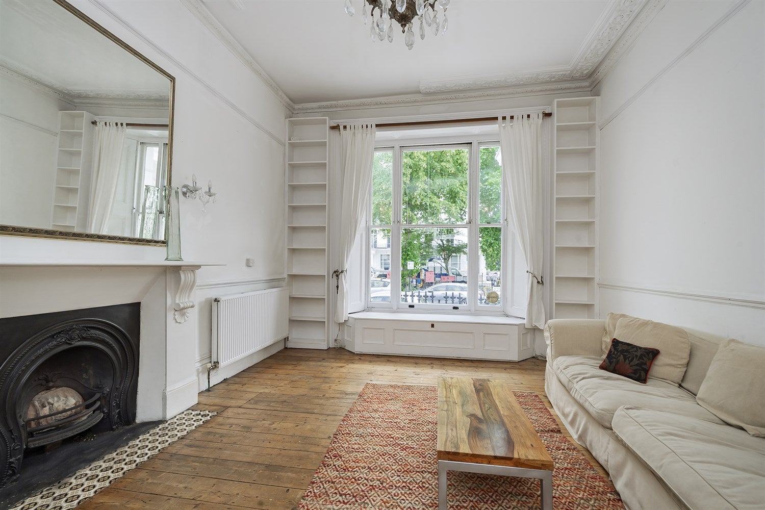 Flat St Stephen's Gardens in City of Westminster