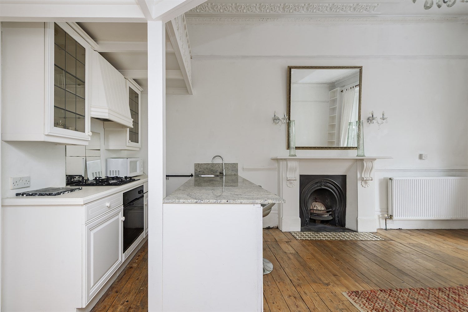 Flat St Stephen's Gardens in City of Westminster