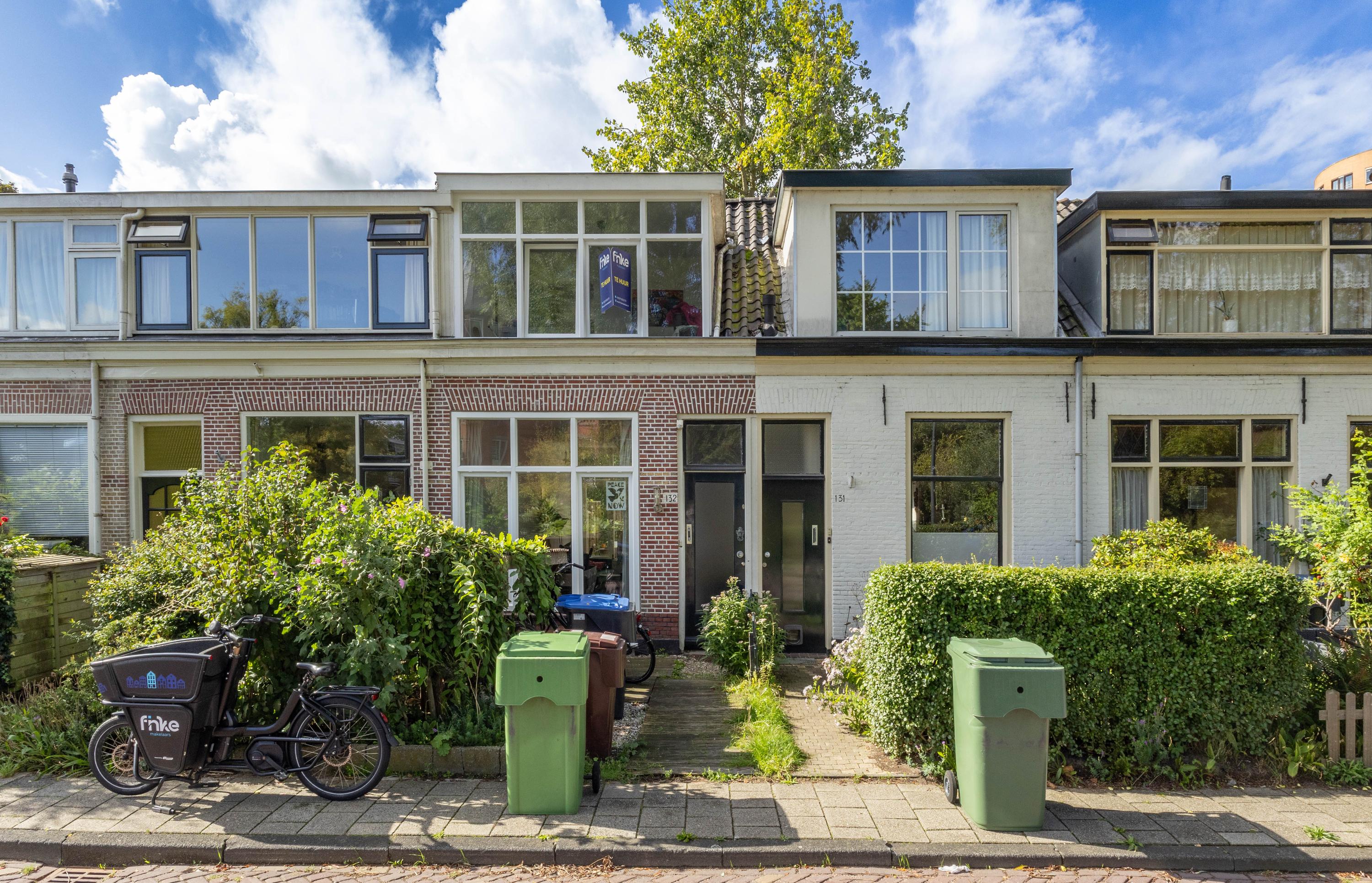 Tussenwoning te huur: Rijn en Schiekade 132, Leiden