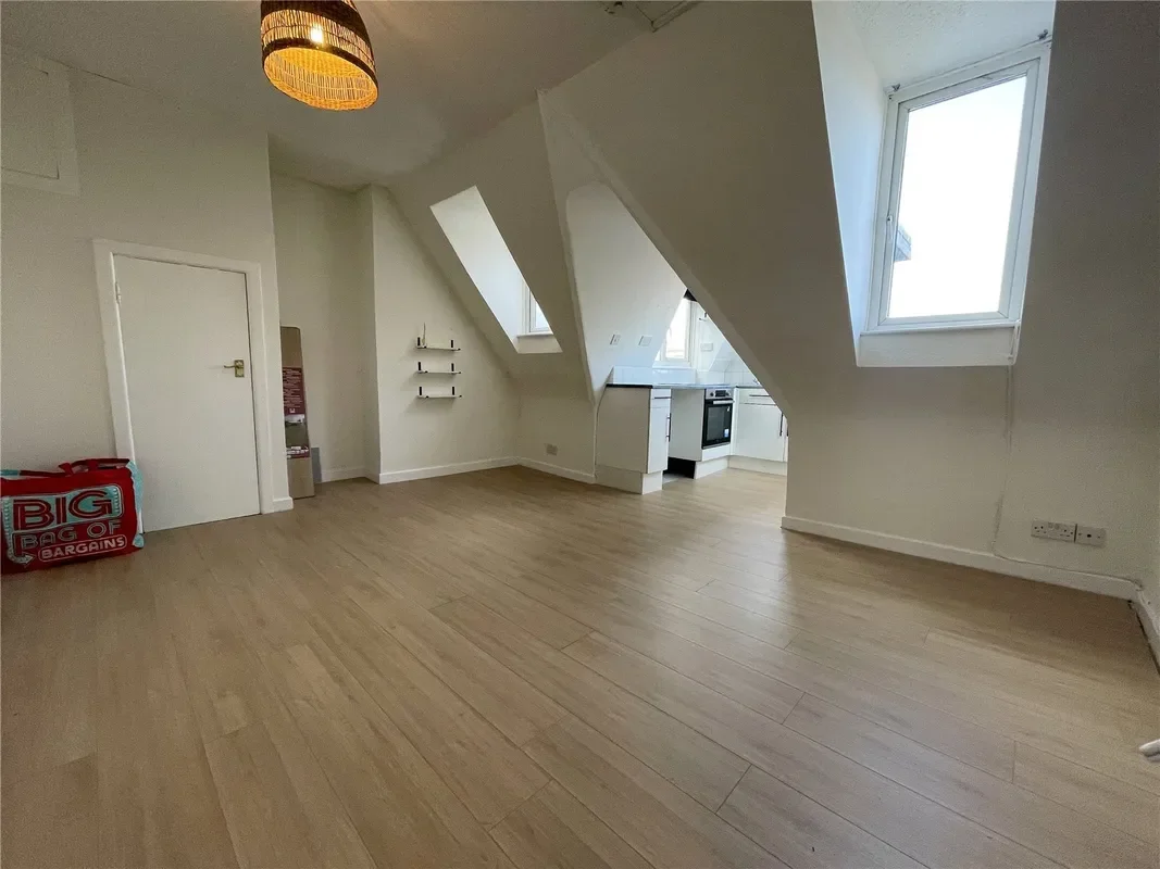 Flat Durley Gardens in Bournemouth