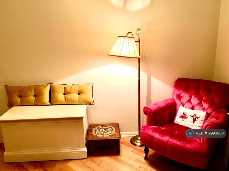 Flat East Smithfield in Greater London