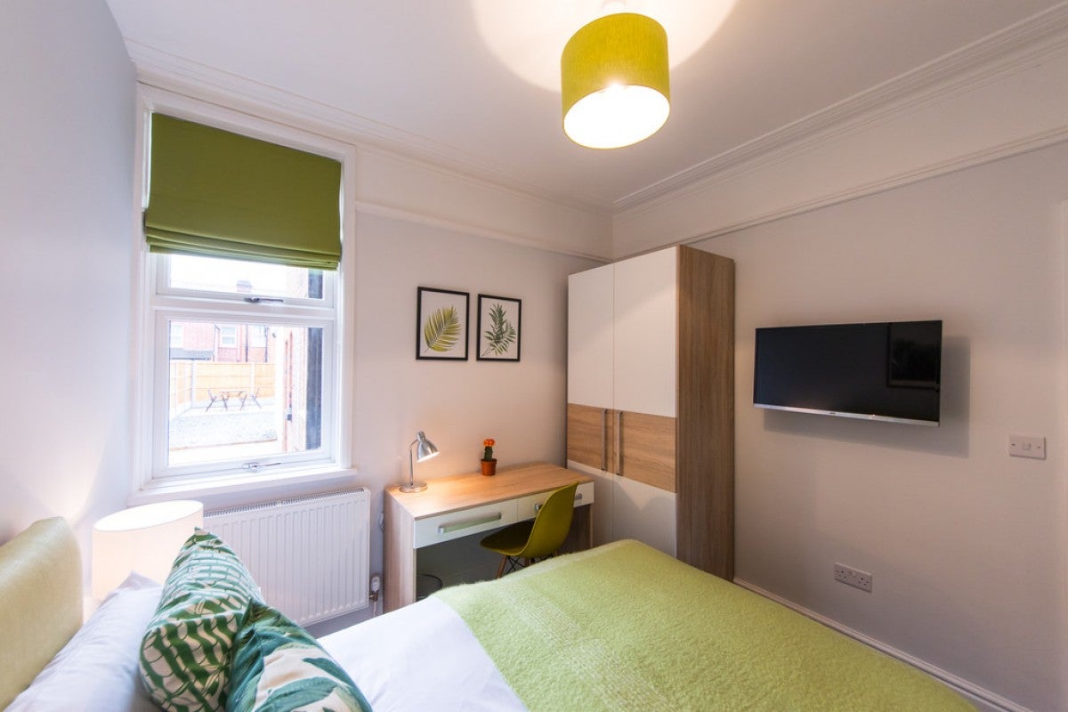 Room Oxford Road in Reading