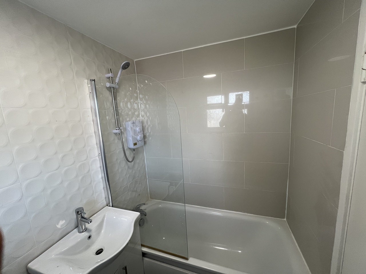 Flat Kilburn Lane in City of Westminster