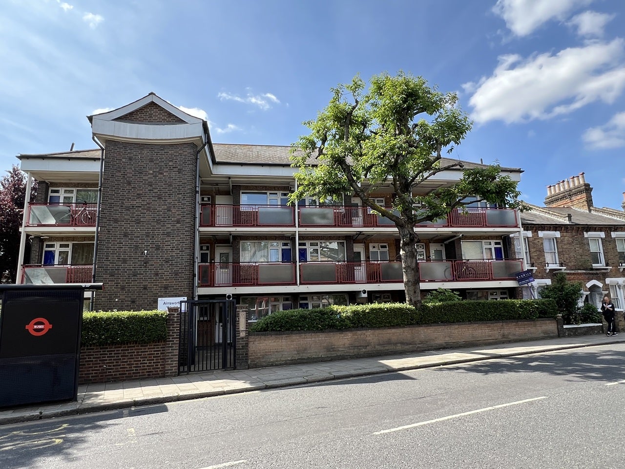 Flat Kilburn Lane in City of Westminster