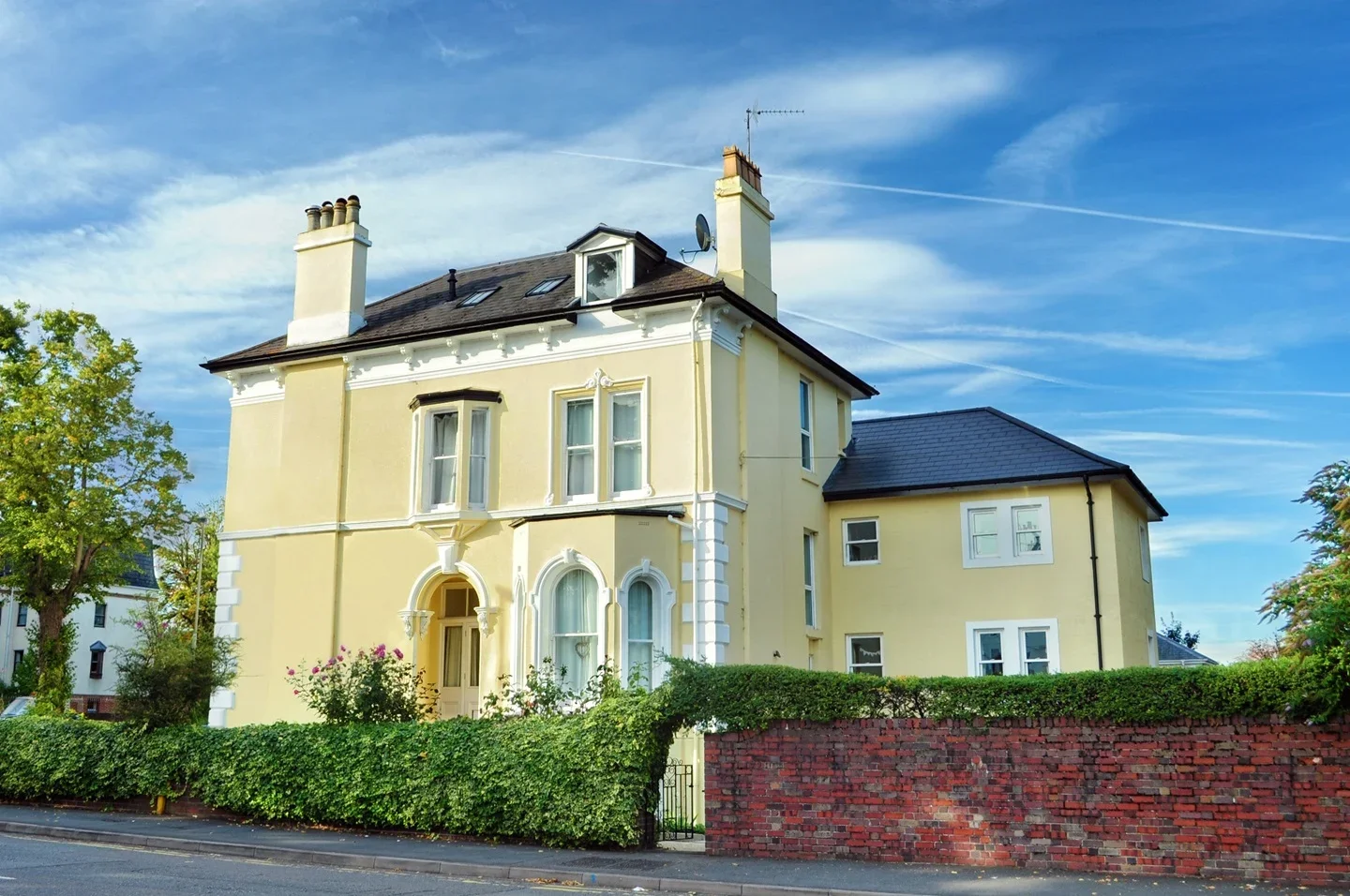 Flat Moorend Park Road in Cheltenham