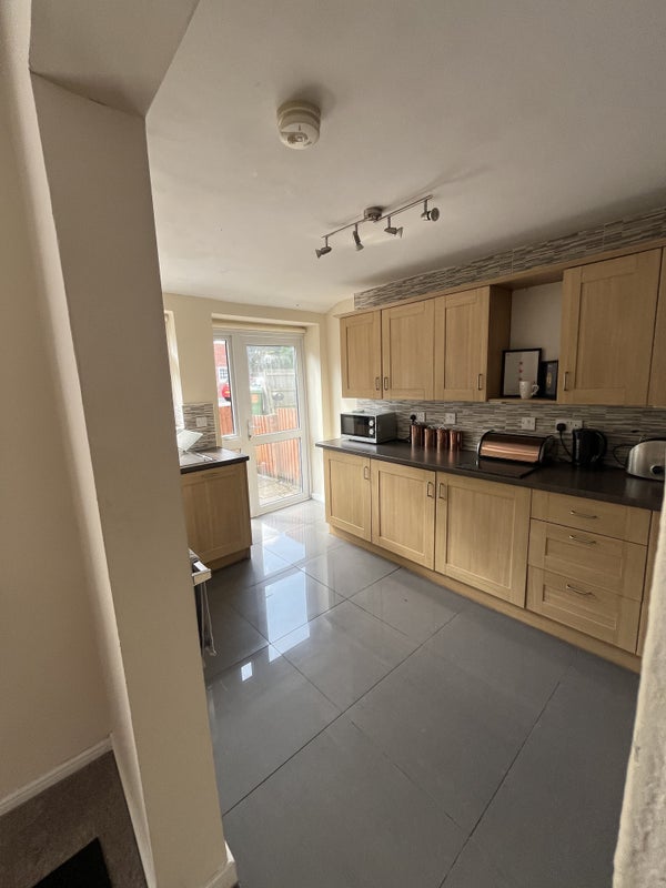 Room Bedwas Road in Caerphilly