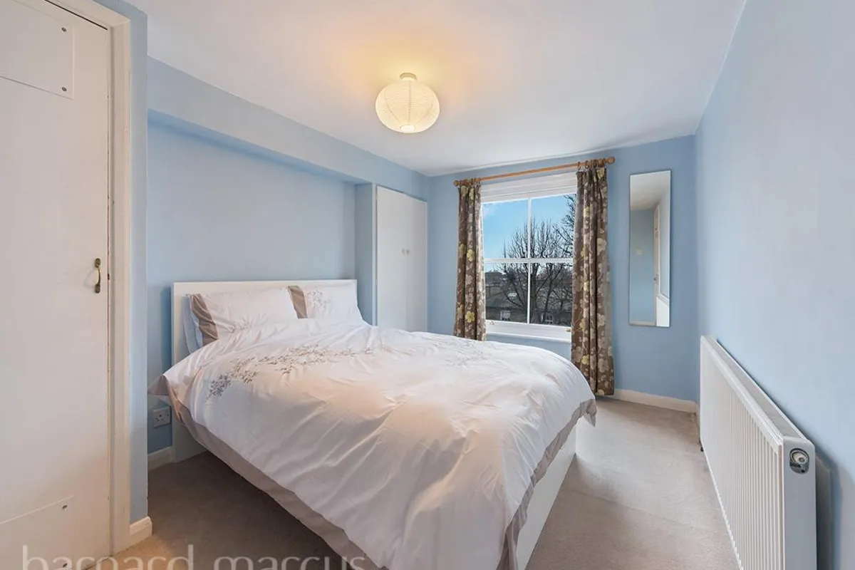 Flat Gaisford Street in Greater London