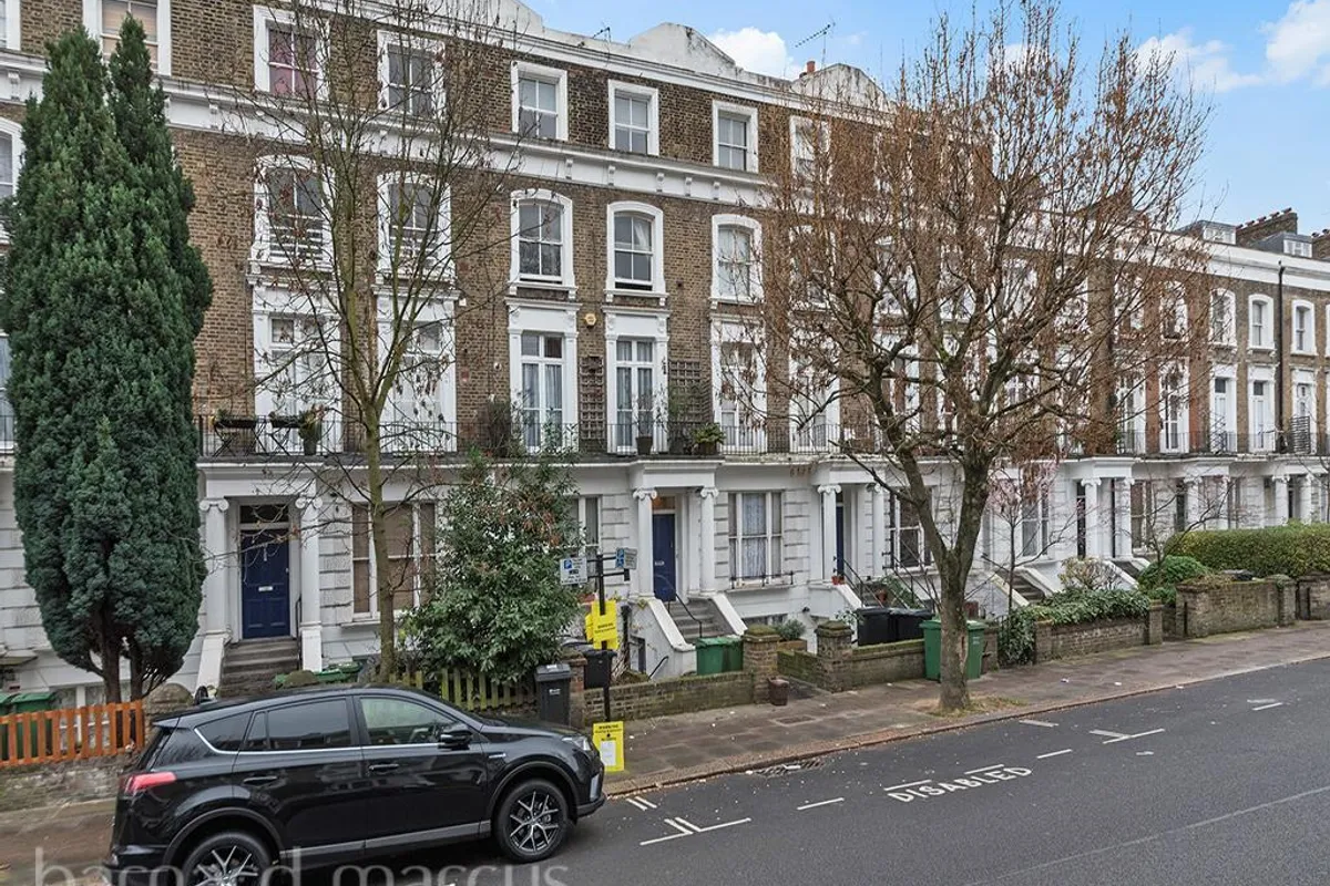 Flat Gaisford Street in Greater London