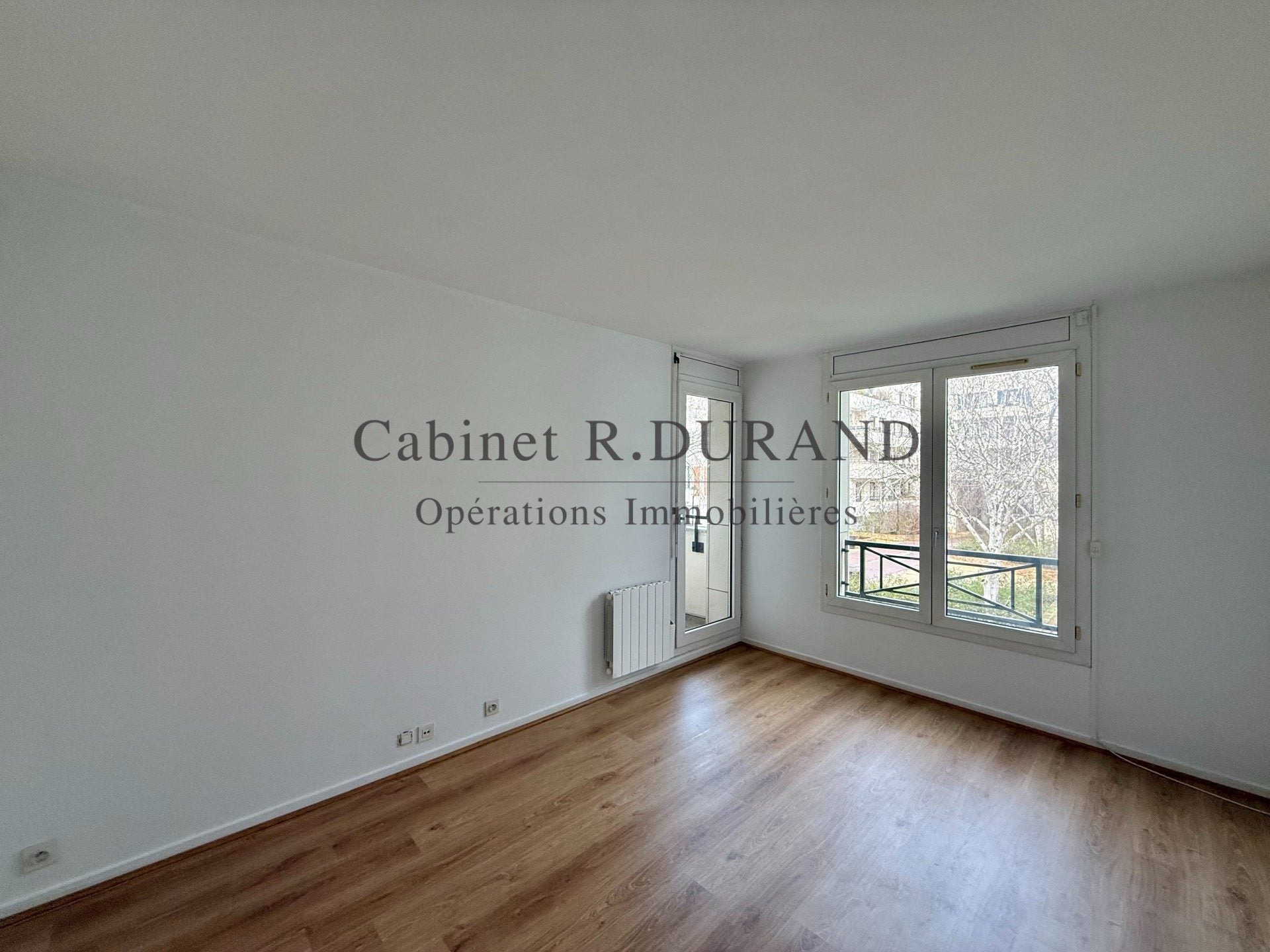 Flat Villa Sainte-Cécile in Courbevoie