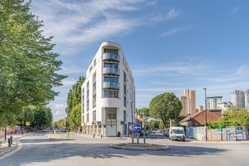 Flat East Ferry Road in Greater London