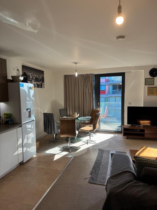 Room Glade Walk in Greater London