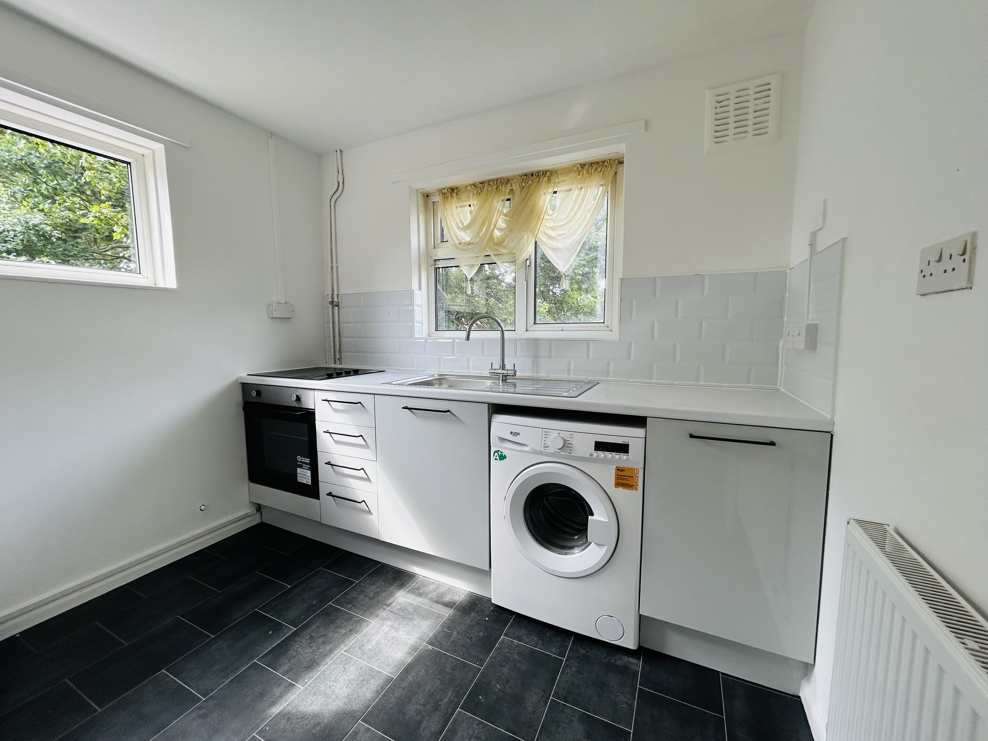 Flat Lander Close in Gravesham