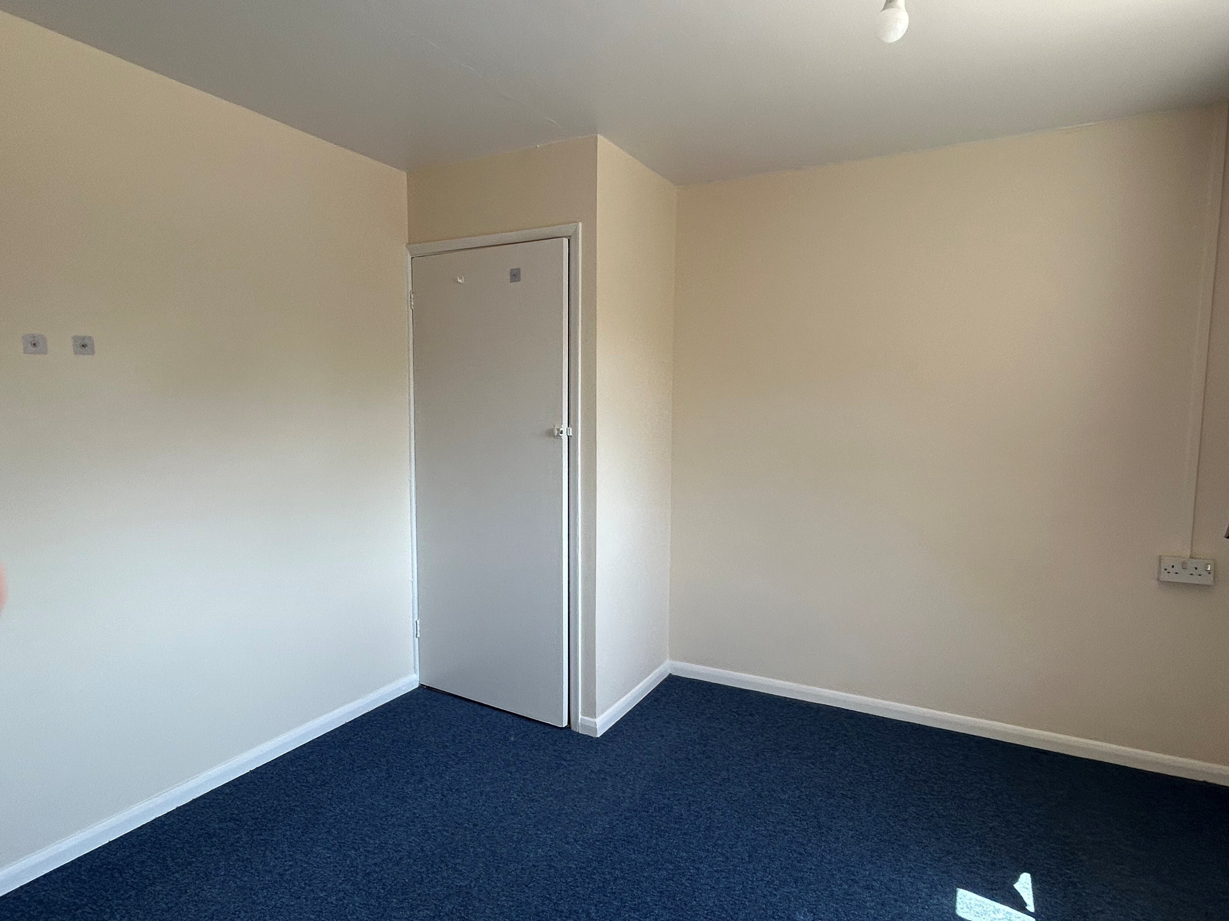 Flat Lander Close in Gravesham