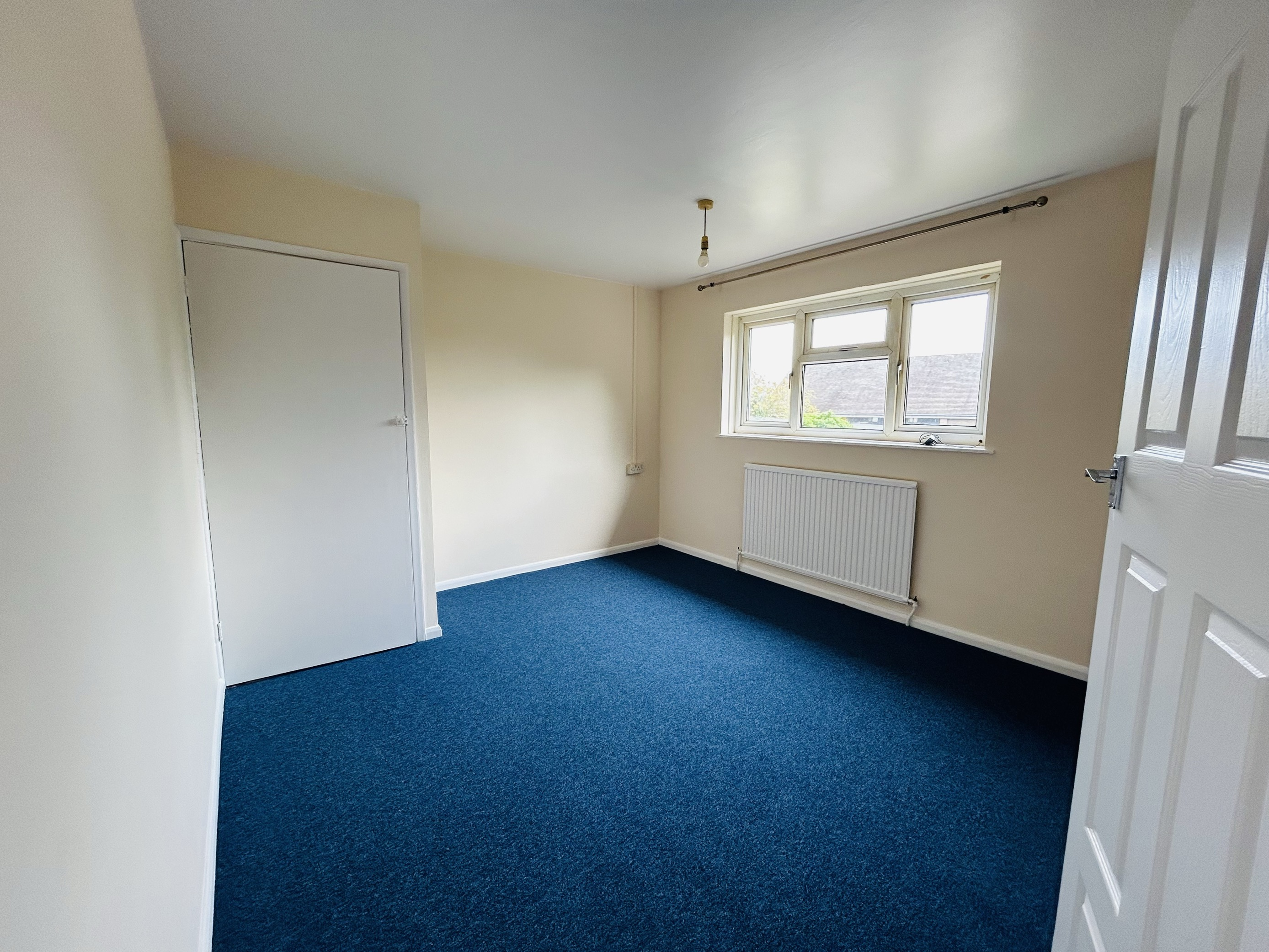 Flat Lander Close in Gravesham