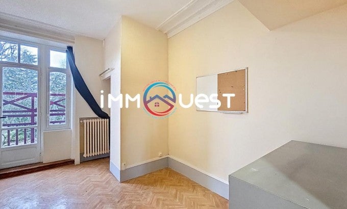 Appartement Rue du Général Leclerc à Mandres-les-Roses