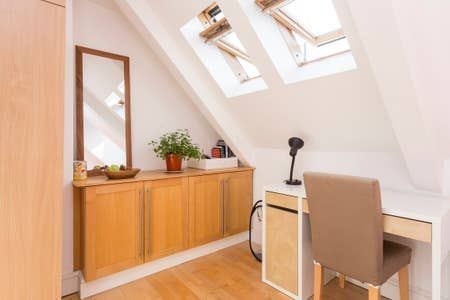 Flat Broadhurst Gardens in Greater London
