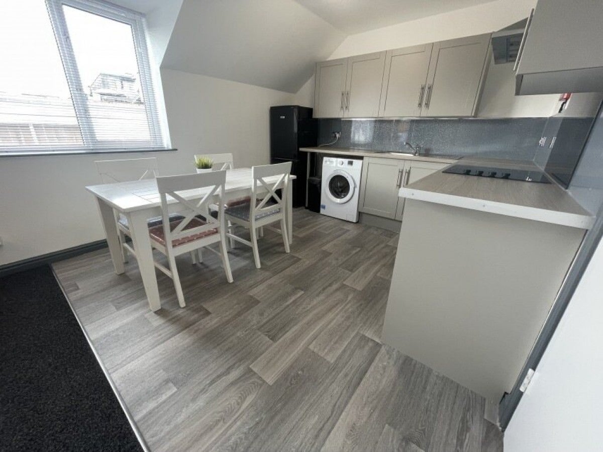 Flat Francis Street in Swansea