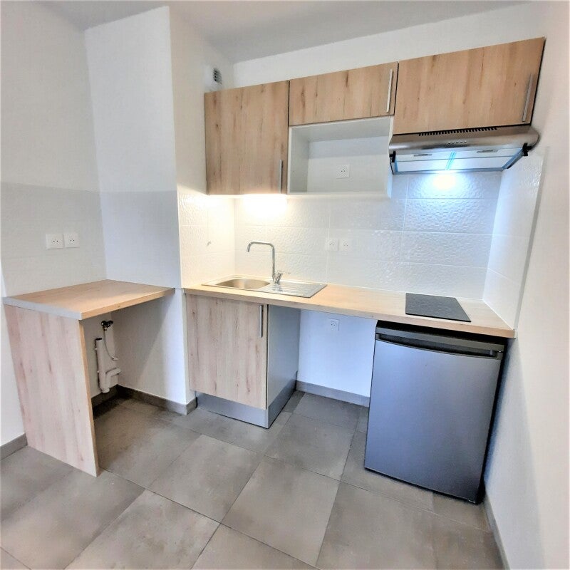 Appartement Route d'Avignon à Nîmes