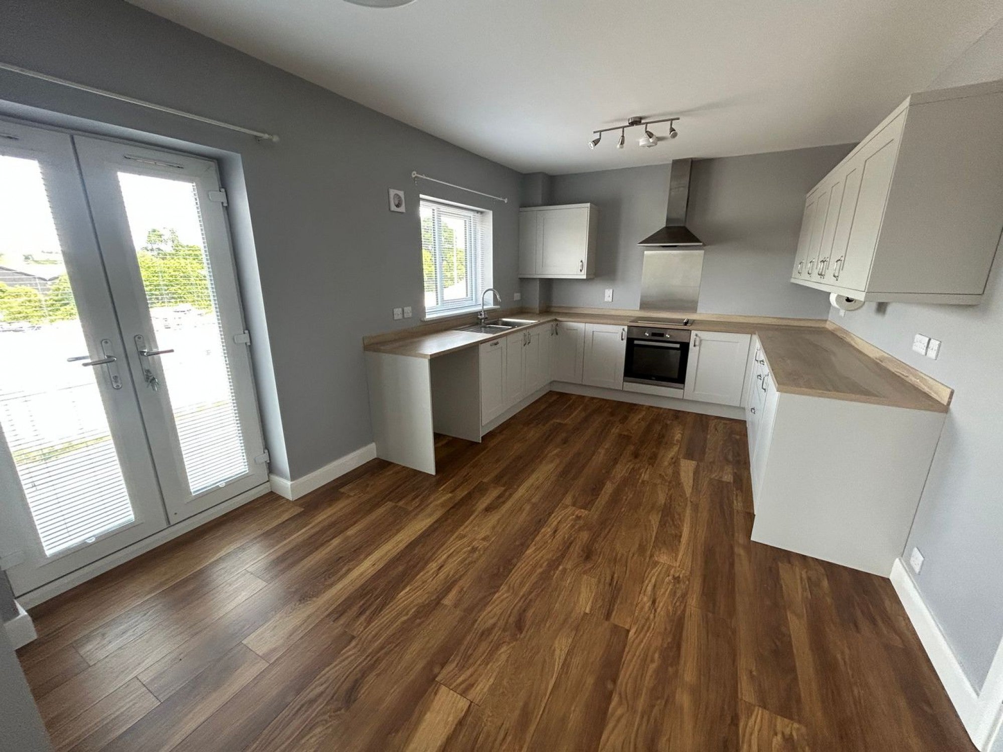 Flat Hoggan Park in Brecon