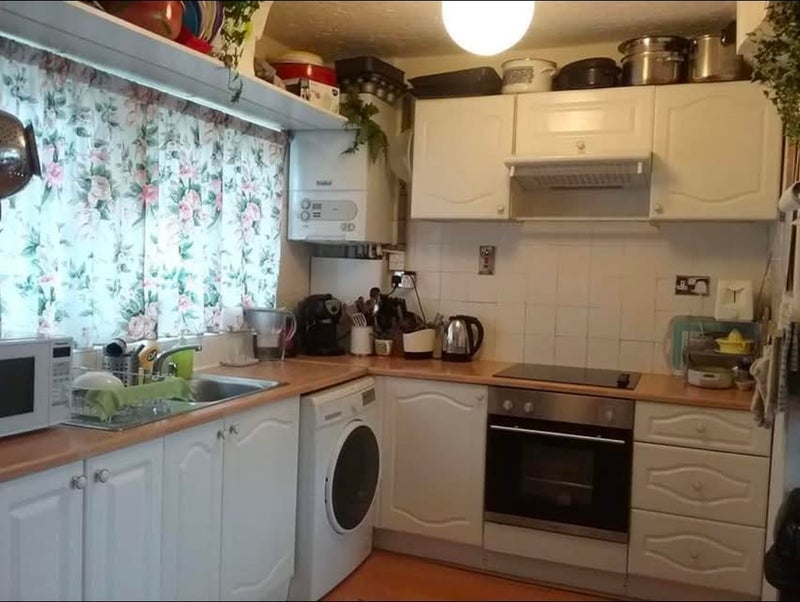 Room Arabella Drive in Greater London