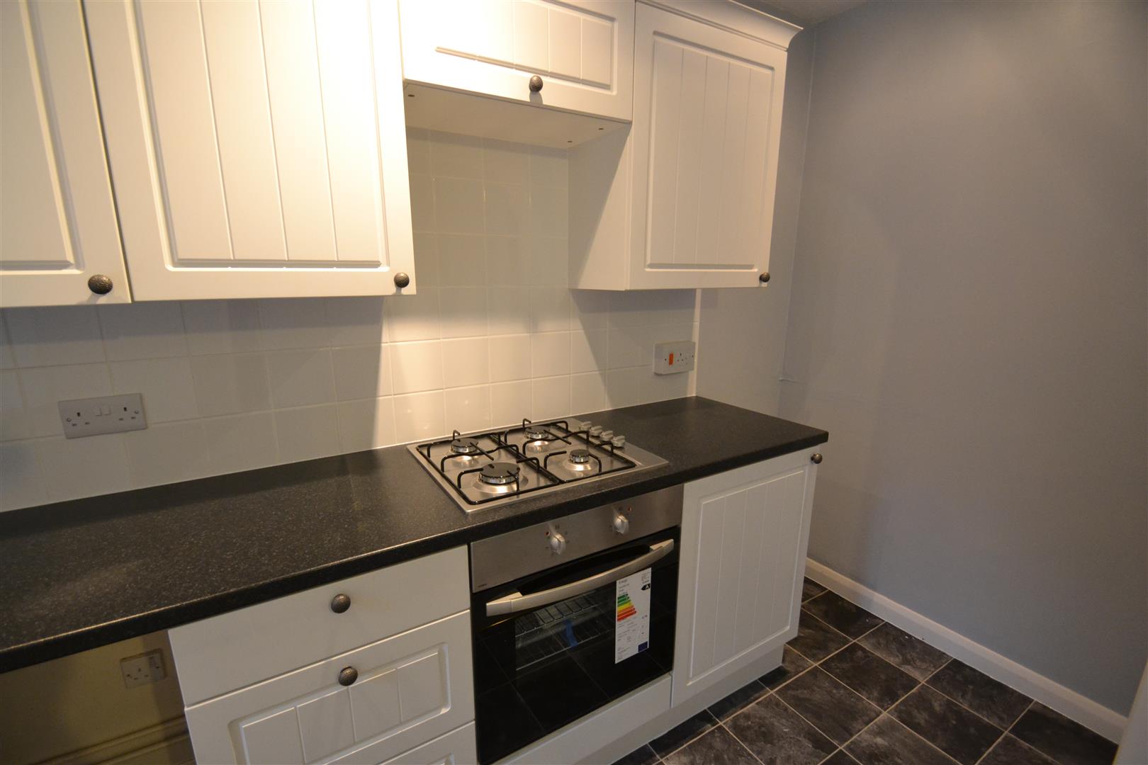 Flat Garlands Road in Reigate and Banstead