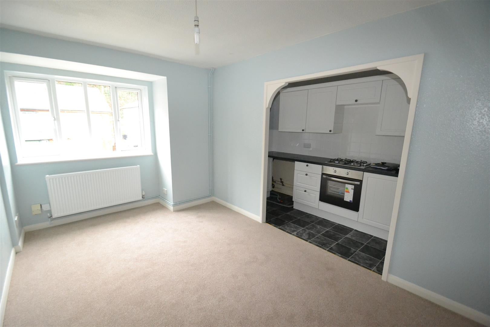 Flat Garlands Road in Reigate and Banstead