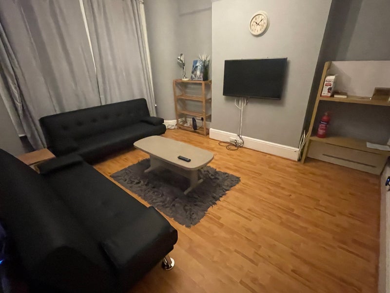 Room Wellington Road in Manchester