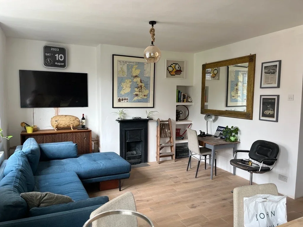 Flat Greenham Close in Greater London